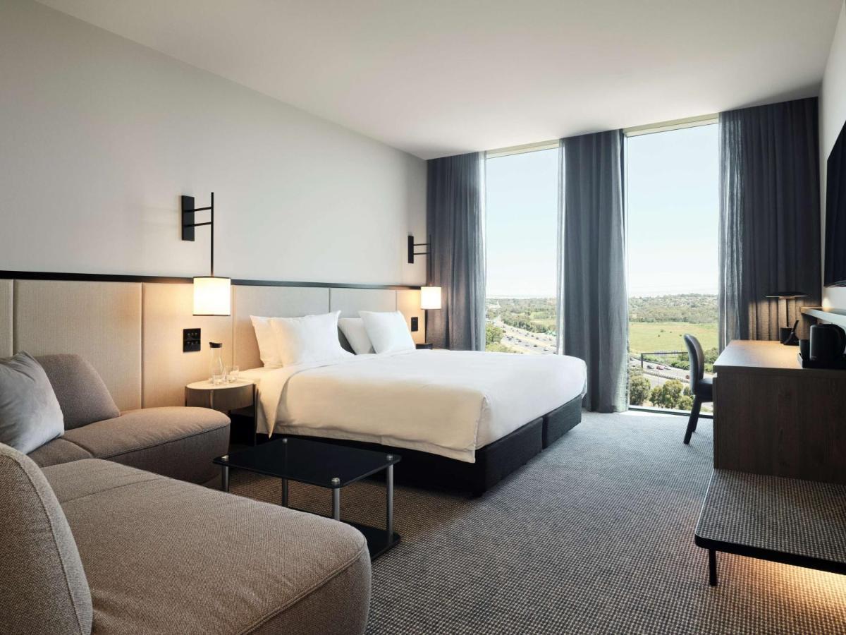 Hyatt Place Melbourne Caribbean Park Scoresby Exterior photo