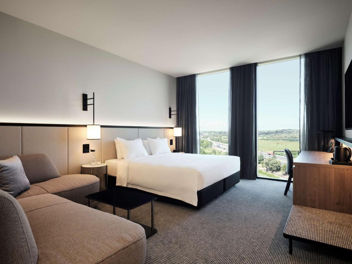 Hyatt Place Melbourne Caribbean Park Scoresby Exterior photo