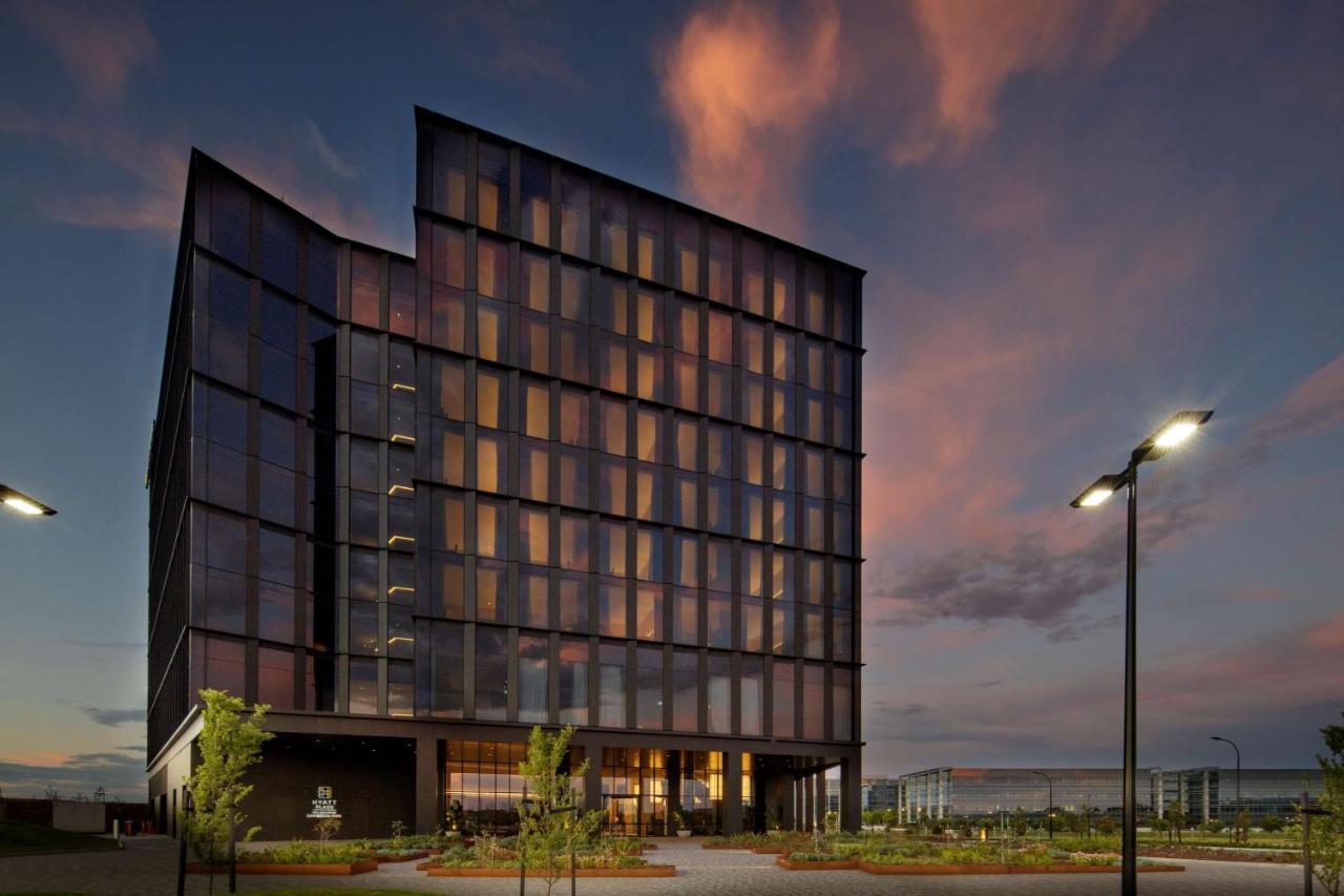 Hyatt Place Melbourne Caribbean Park Scoresby Exterior photo